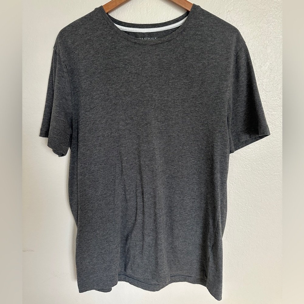 Banana Republic Pima Performance Stretch Tee – Charcoal – Men’s Large